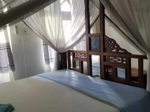 Warere Town House