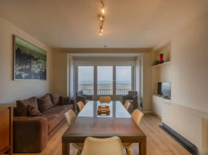 Renovated Flat Suitable for 6 People