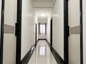 Homesick Apartment