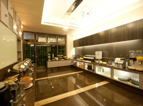 Lishiuan International Hotel
