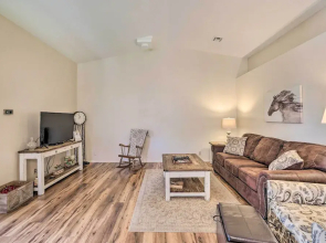 Quaint & Welcoming Kanab Home w/ Patio!