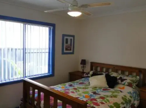 2 'Copacabana', 61 Sandy Point Road - Cute Unit With Water Views From The Balcony