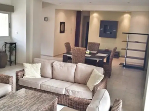 Aristo Paradise Complex