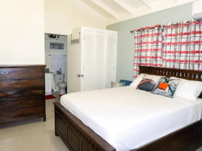 Bolt’s Heaven Vacation Home 2 JRB