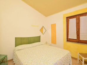 Casa Giardini With View In Budoni