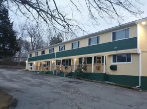 Dartmouth Motor Inn