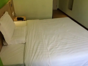7 Days Inn Yulin Bo Bai Jin Xiu Plaza Branch