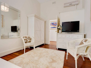Cottesloe Beach House I