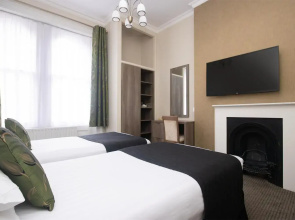 Kensington Gardens Hotel