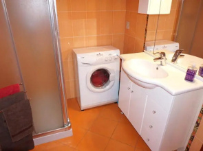 Wonderful Apartment in Residence With Pool - Great Location by Beahost Rentals