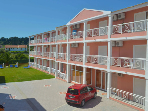 Angelina Hotel & Apartments