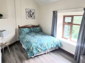 Ardaravan Townhouse, Buncrana by Wild Atlantic Wanderer