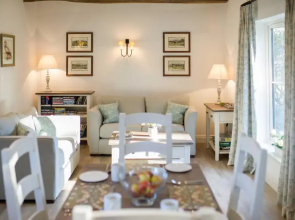 Cowdray Holiday Cottages