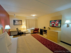 Red Roof Inn PLUS+ Miami Airport