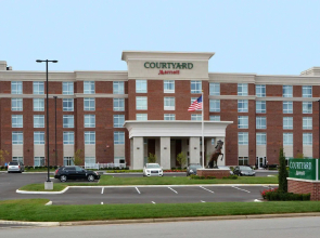 Courtyard by Marriott Youngstown Canfield