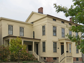 Inn at 34