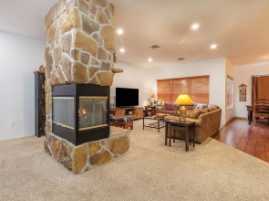 Seven Springs 4 BR Premium Condo, Deck with Views by RedAwning