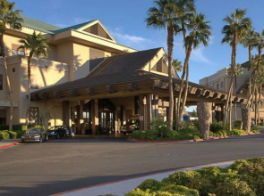 Tahiti Village Resort & Spa