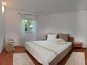 Apartman Roza