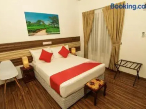 OYO 124 Clove Transit Hotel