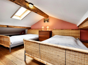 Rustic Farm Stay in Rogery