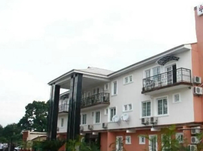 The Carlton Gate Hotel