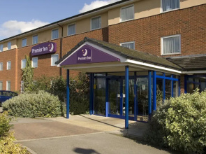 Premier Inn Wakefield South - M1 Jct39