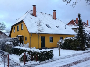 Am Rotdorn Modern Retreat
