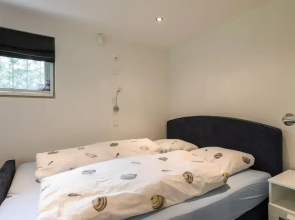 Holiday Home Kamperland Near Veerse Meer