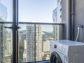 Time ONE International Apartment (Shenzhen Huaqiangbei Branch)