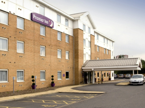 Premier Inn Leeds City (Elland Road)