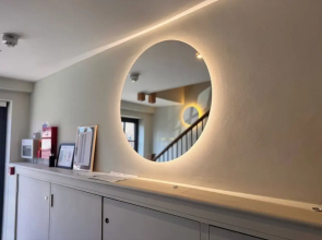 Thames Ditton Apt - Sleeps 6 - Garden & Bbq
