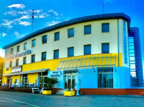 Hotel Riverside