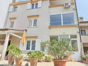 Apartment Lori
