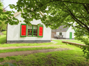 Cozy Holiday Home near Forest in Baarn