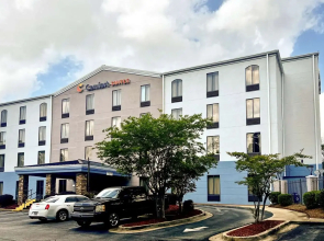 Comfort Suites Columbus State University Area