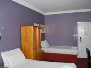 Lord Kensington Hotel