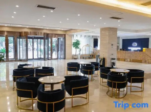 Ruicheng Hotel