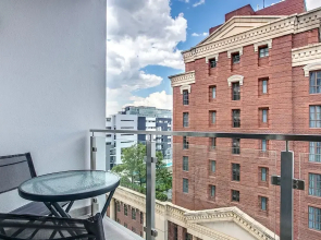 801 The Tyrwhitt Rosebank - Adults Only