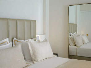 La Madeleine Oia Suites & Caves