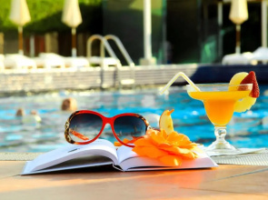 Sharjah Carlton Hotel