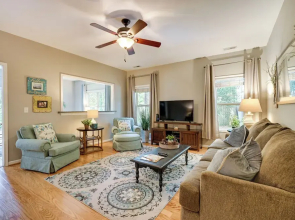 Charming Wilmington Home w/ Patio ~ 7 Mi to Beach!