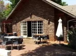 Zemara Restaurant Guest House