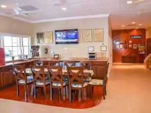 Gulfcoast Inn Naples