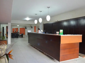 Oyo Hotel Calabreza