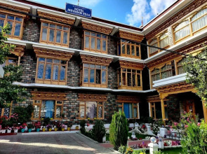 Hotel Jeevanam Villa