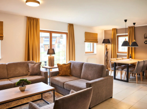 House in Obertraun on Lake Hallstatt with parking