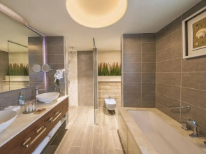 The Retreat Palm Dubai MGallery by Sofitel