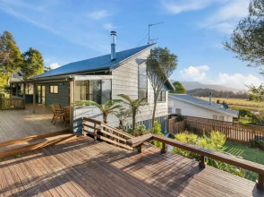 Rapid River Retreat - Turangi Holiday Home
