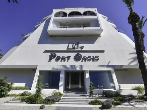 Port Oasis Golden Mile Apartment